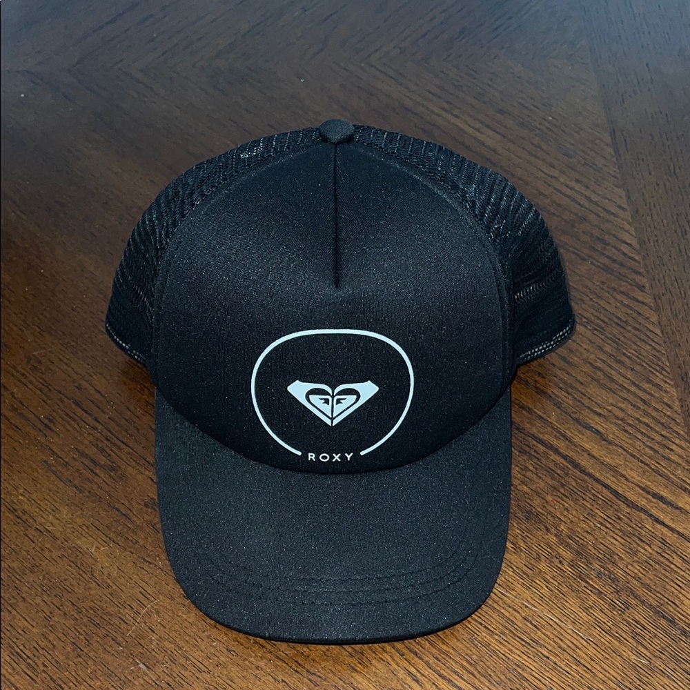 Roxy Black Mesh Cap